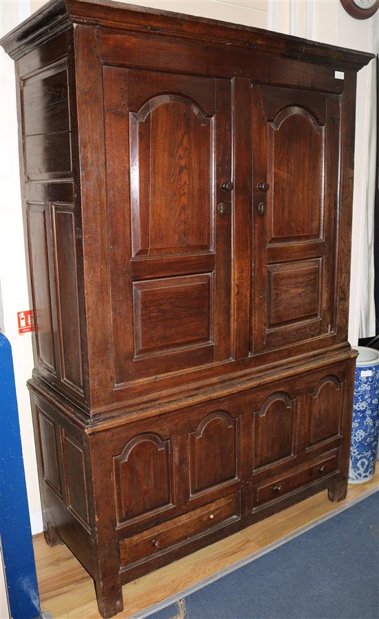 Mid Georgian oak cubpoard, W127cm